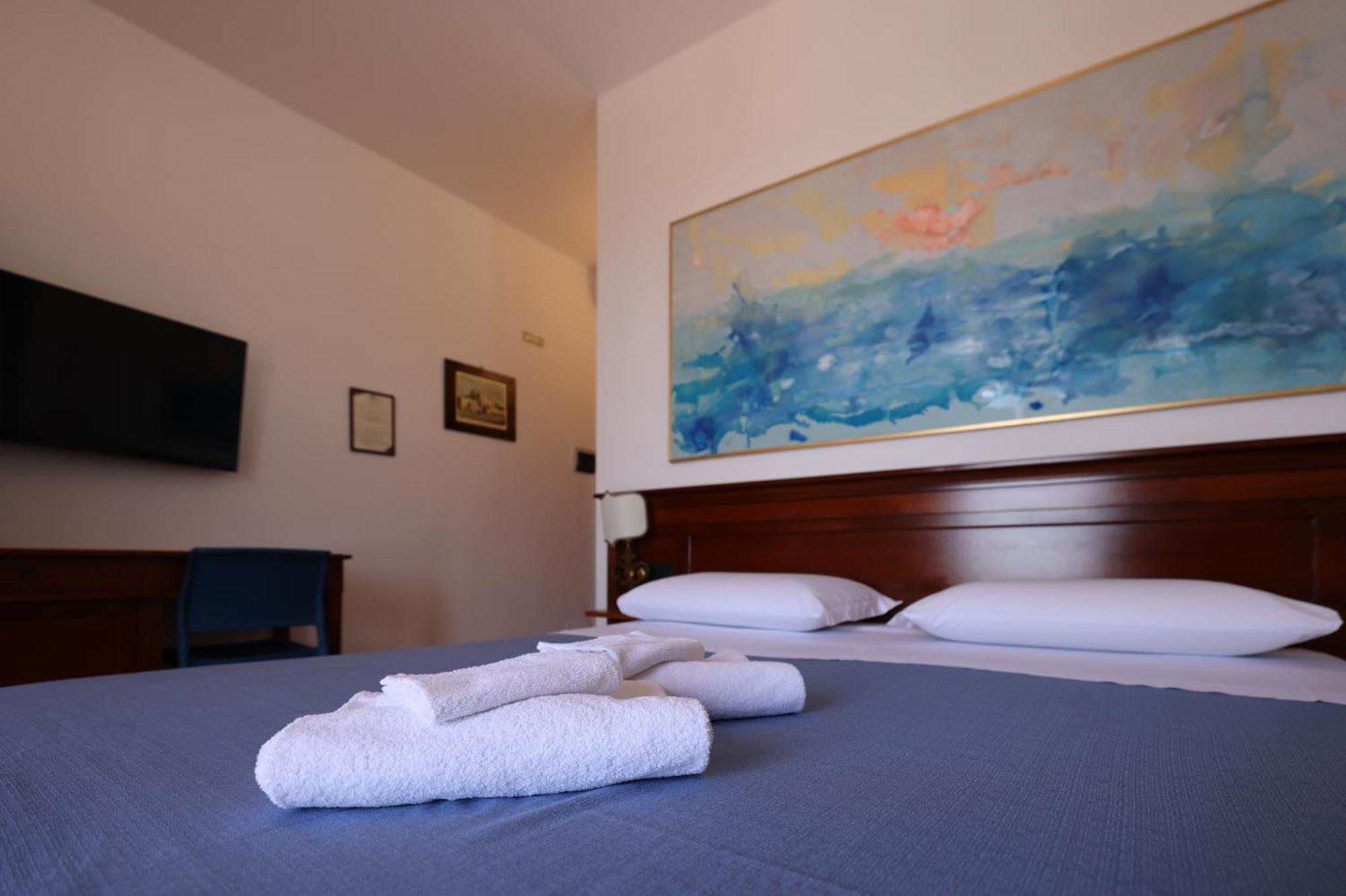 Hotel Villa Cute - Hvc Lipari  Exterior photo