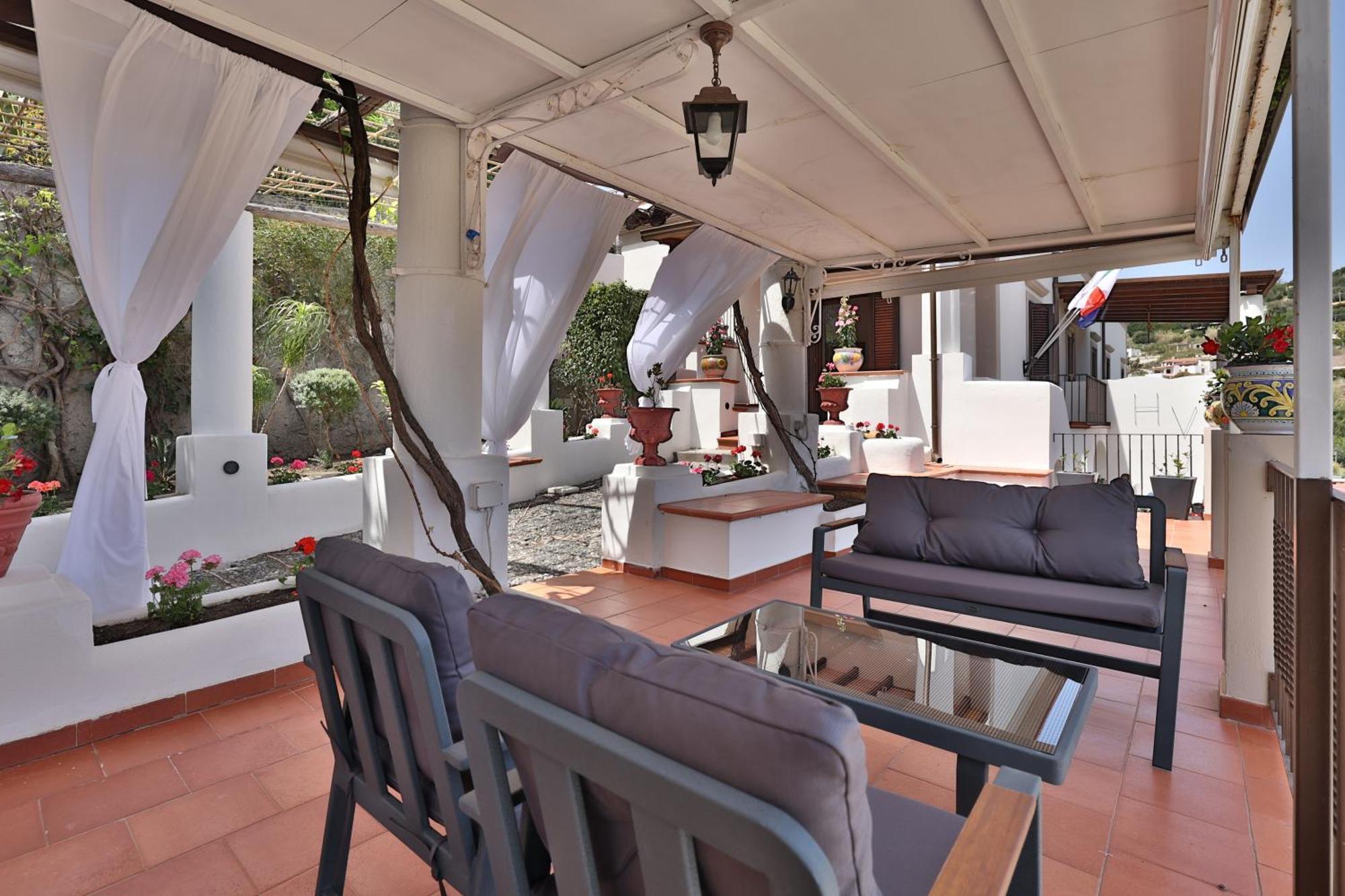Hotel Villa Cute - Hvc Lipari  Exterior photo