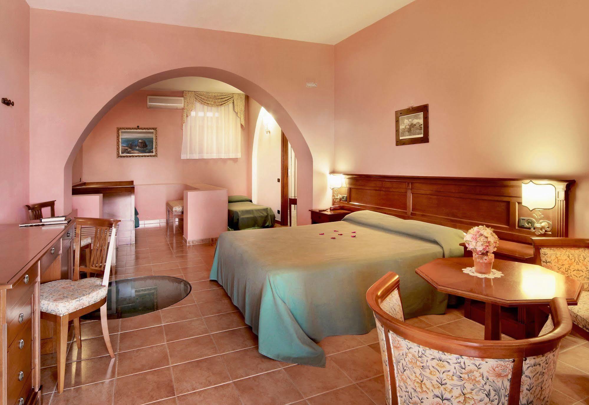 Hotel Villa Cute - Hvc Lipari  Exterior photo